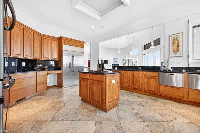 2220 Sandfiddler RD, Virginia Beach, VA 23456