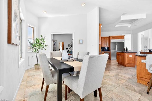 2220 Sandfiddler RD, Virginia Beach, VA 23456