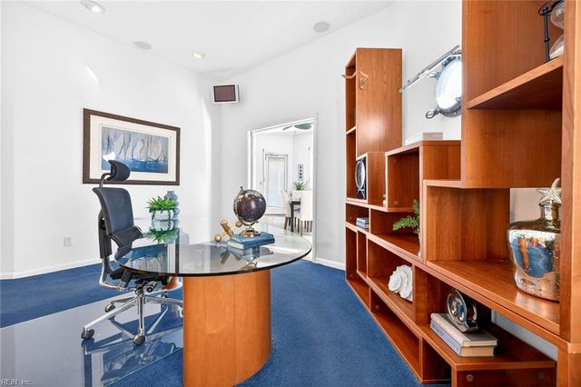 2220 Sandfiddler RD, Virginia Beach, VA 23456