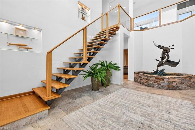 2220 Sandfiddler RD, Virginia Beach, VA 23456