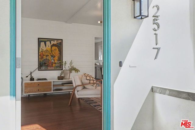 2517 24th Street, Santa Monica, CA 90405