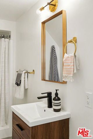 2517 24th Street, Santa Monica, CA 90405