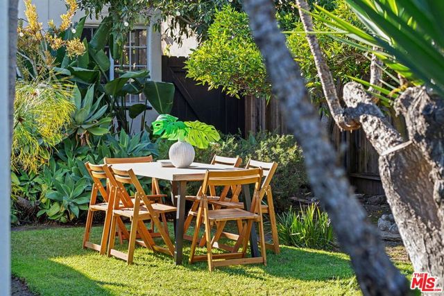 2517 24th Street, Santa Monica, CA 90405