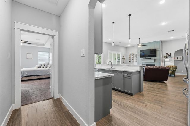 32518 Westwood Square East Drive, Magnolia, TX 77354