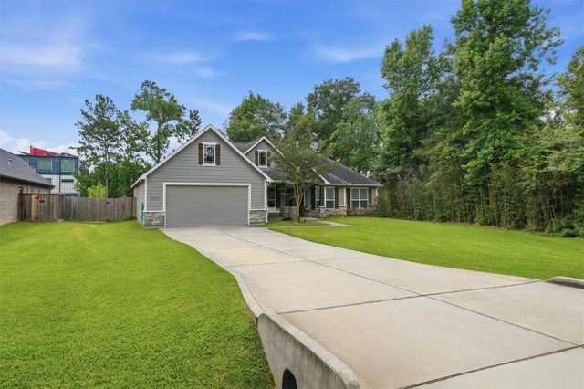 32518 Westwood Square East Drive, Magnolia, TX 77354