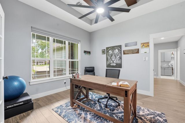 32518 Westwood Square East Drive, Magnolia, TX 77354