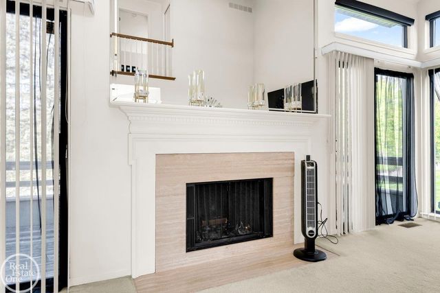 29263 W Chanticleer Street, Southfield, MI 48034