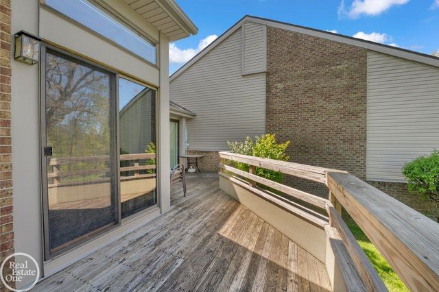 29263 W Chanticleer Street, Southfield, MI 48034