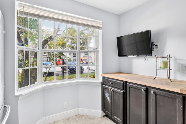 407 Georgian Park Drive, Jupiter, FL 33458