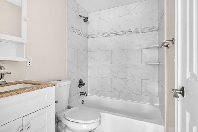 407 Georgian Park Drive, Jupiter, FL 33458