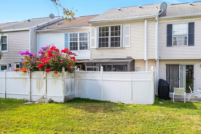 407 Georgian Park Drive, Jupiter, FL 33458