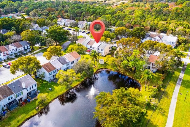 407 Georgian Park Drive, Jupiter, FL 33458