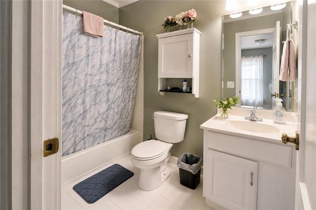 1482 Hewatt Road SW, Lilburn, GA 30047