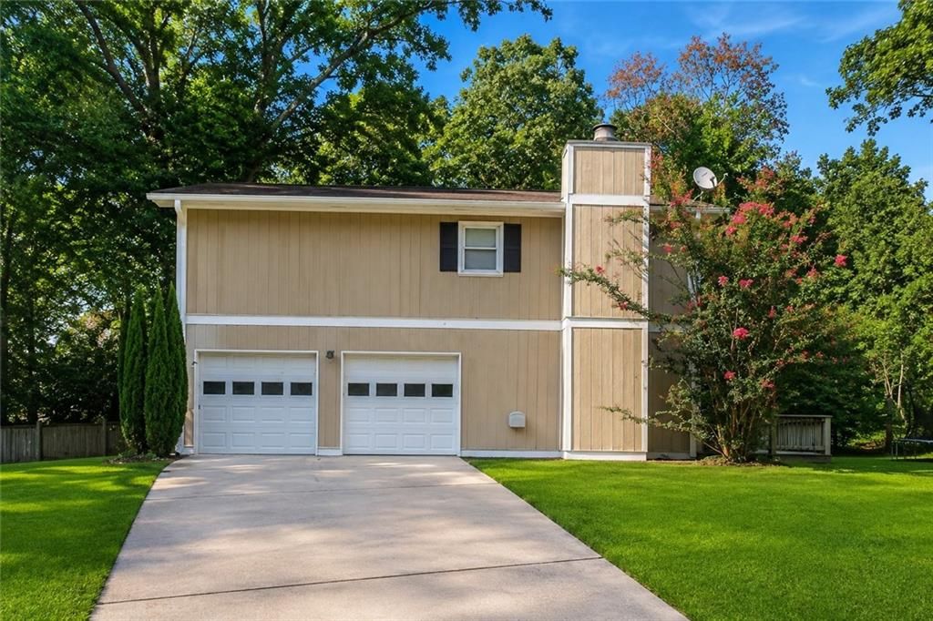 1482 Hewatt Road SW, Lilburn, GA 30047