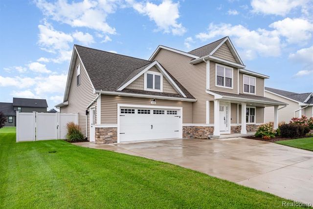 10224 Sarle Road, Freeland, MI 48623