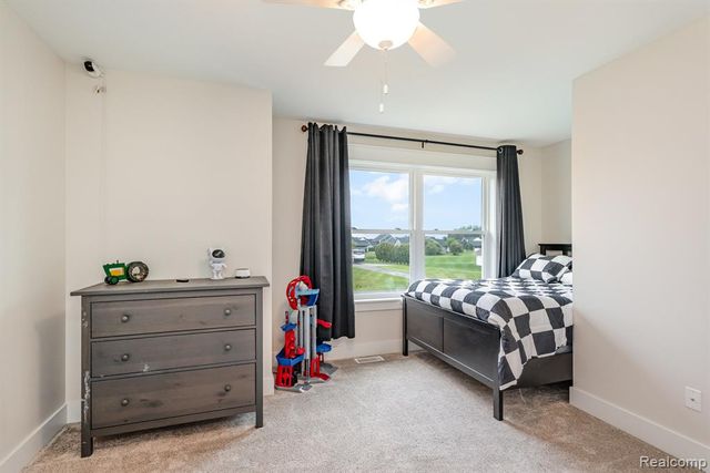 10224 Sarle Road, Freeland, MI 48623