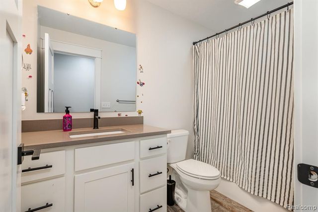 10224 Sarle Road, Freeland, MI 48623