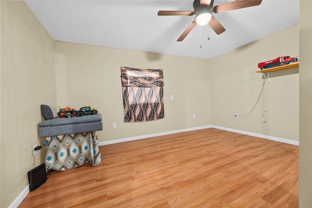 447 Masthead, Gun Barrel City, TX 75156