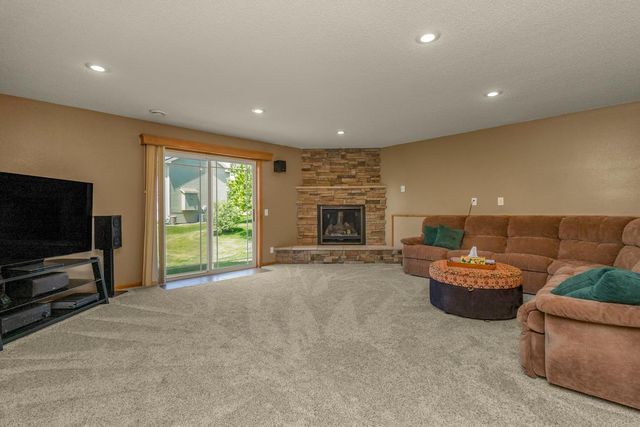 13859 Birchwood Avenue, Rosemount, MN 55068