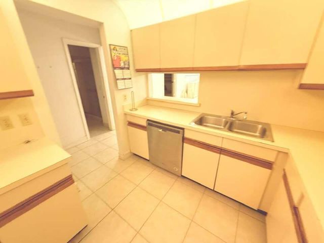 10062 Hickorywood Place, Boynton Beach, FL 33437