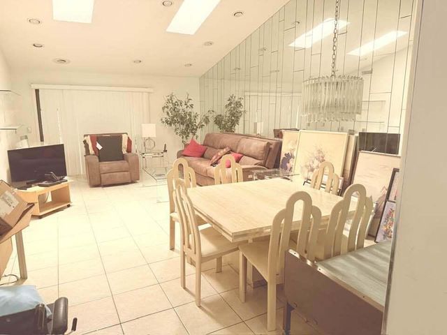 10062 Hickorywood Place, Boynton Beach, FL 33437