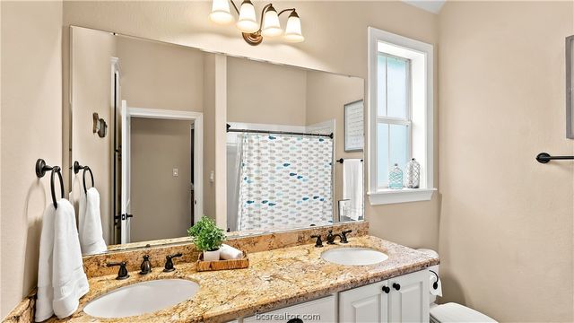 2938 Ambrose Drive, Bryan, TX 77808