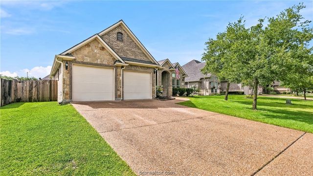 2938 Ambrose Drive, Bryan, TX 77808