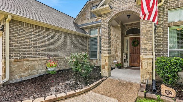 2938 Ambrose Drive, Bryan, TX 77808