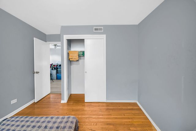 7950 S Lafayette Avenue, Chicago, IL 60620