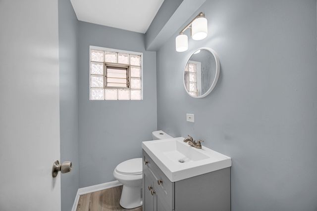 7950 S Lafayette Avenue, Chicago, IL 60620