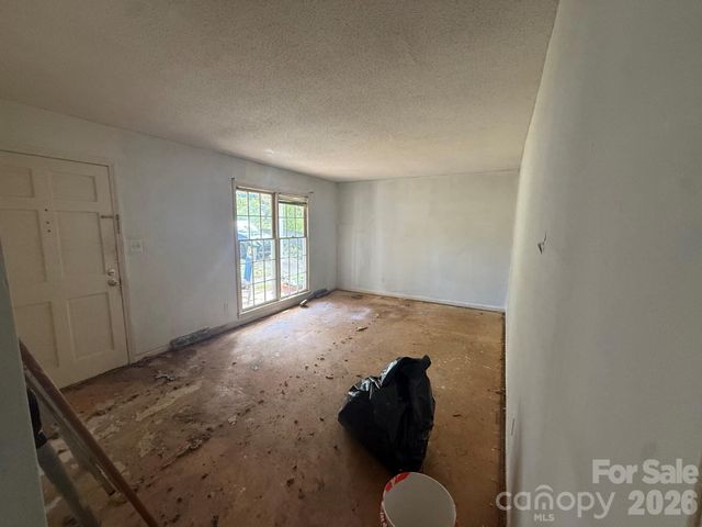 3740 Sugar Spring Road, Gastonia, NC 28054