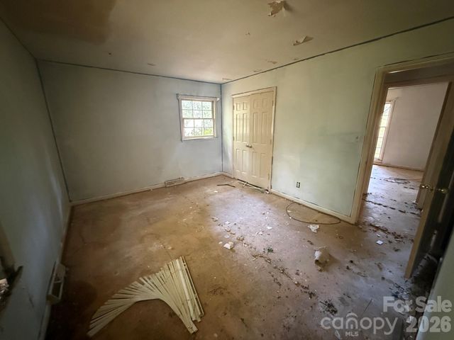 3740 Sugar Spring Road, Gastonia, NC 28054
