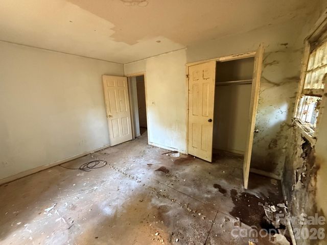 3740 Sugar Spring Road, Gastonia, NC 28054