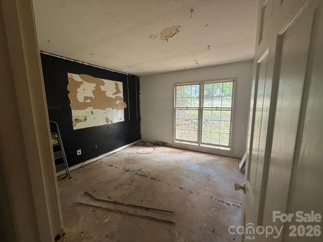 3740 Sugar Spring Road, Gastonia, NC 28054