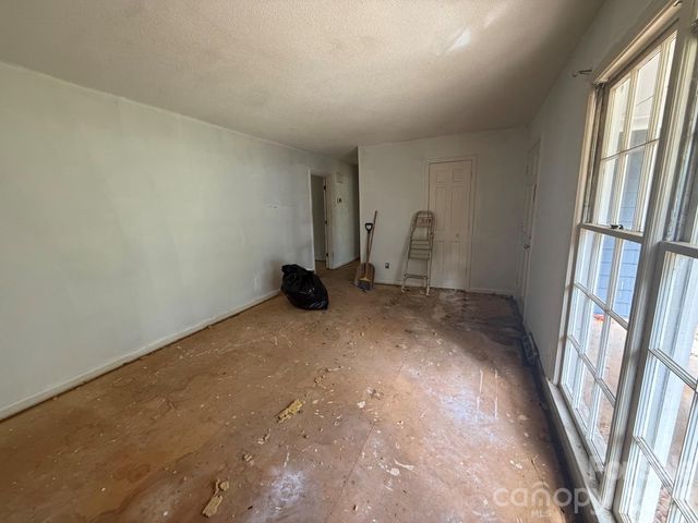 3740 Sugar Spring Road, Gastonia, NC 28054