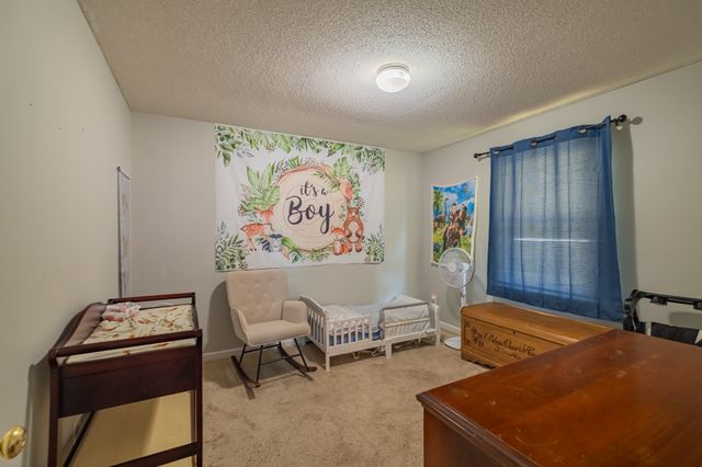 102 Aldrin St, Tullahoma, TN 37388