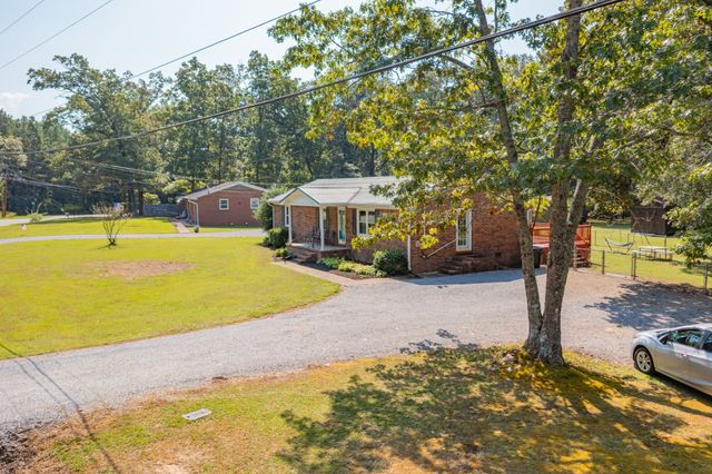 102 Aldrin St, Tullahoma, TN 37388