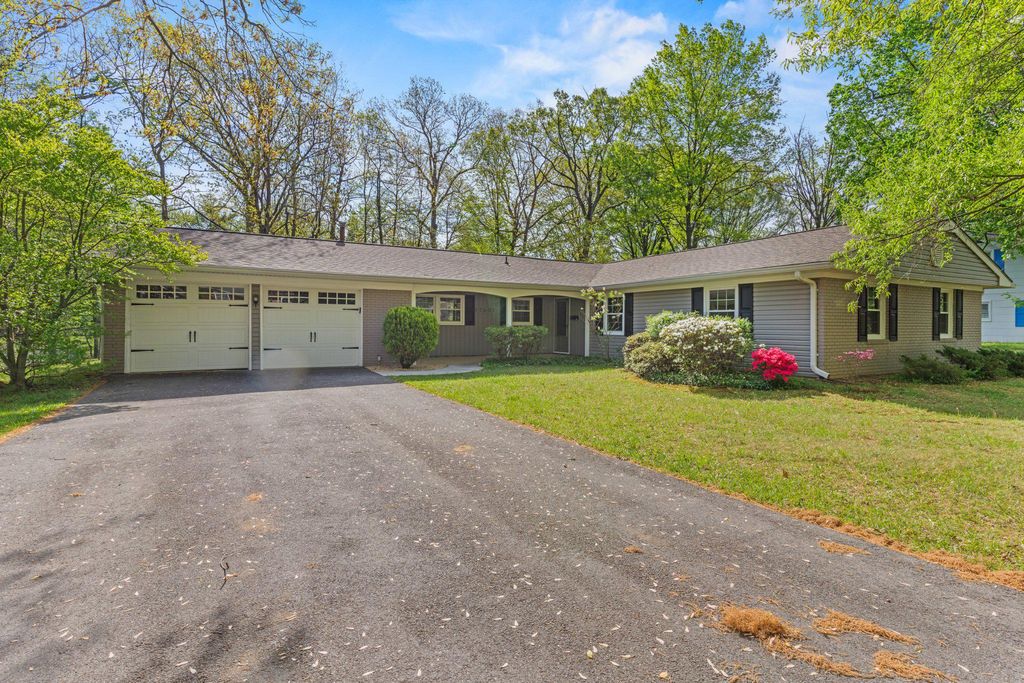 12605 CEDARBROOK LN, Laurel, MD 20708