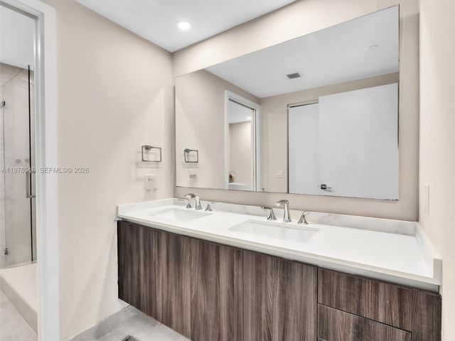 488 NE 18th St 2309, Miami, FL 33132