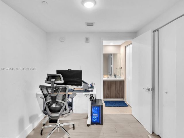 488 NE 18th St 2309, Miami, FL 33132