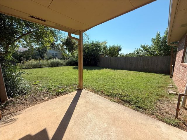 1903 S 18Th Street, Rogers, AR 72756