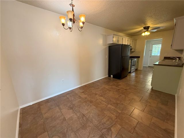 1903 S 18Th Street, Rogers, AR 72756