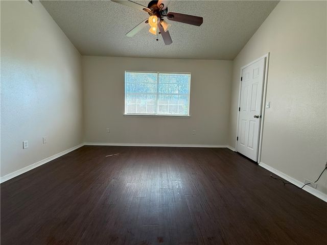 1903 S 18Th Street, Rogers, AR 72756