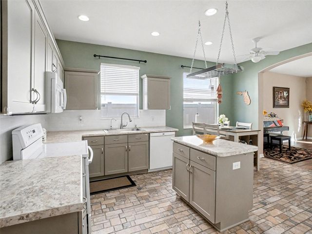 4647 RIVERTON DRIVE, Orlando, FL 32817