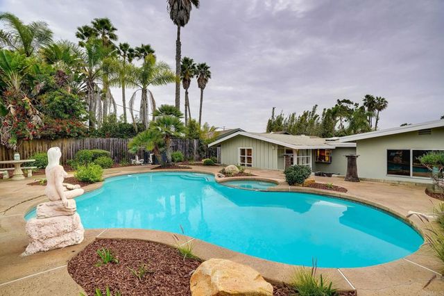 5091 El Arbol, Carlsbad, CA 92008