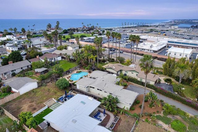 5091 El Arbol, Carlsbad, CA 92008