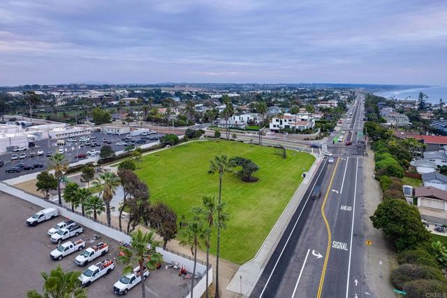 5091 El Arbol, Carlsbad, CA 92008