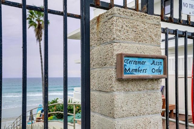 5091 El Arbol, Carlsbad, CA 92008