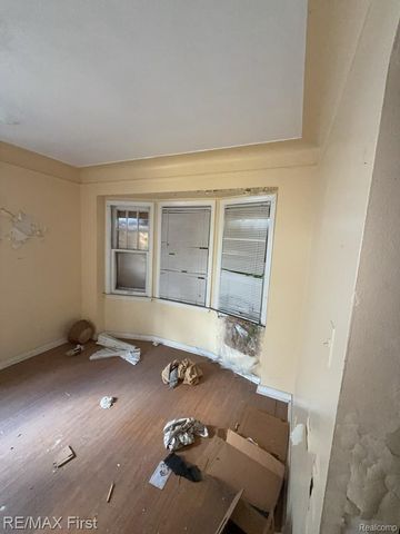 9536 Minock Street, Detroit, MI 48228