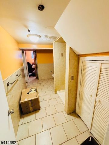 23 Eder Ter, South Orange Village Twp., NJ 07079